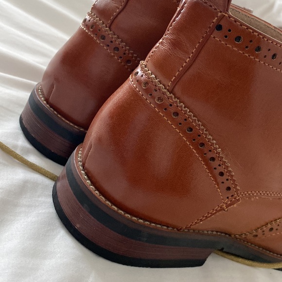 Mens Wingtip Dress Shoe - Picture 2 of 5